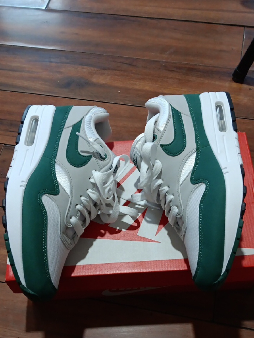 NIKE AIR MAX 1 ANNIVERSARY EVERGREEN - Picture 2 of 4